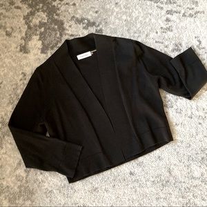 4/$15💥Calvin Klein black boxy crop sweater